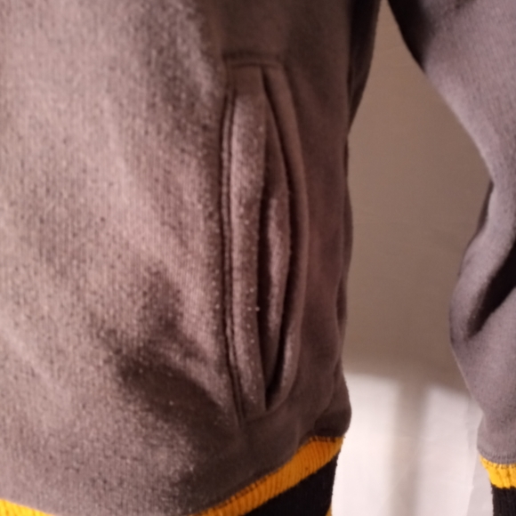 Jordan Button up Hoodie - Picture 8 of 8